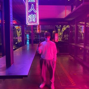 Meet your Posher, Thamer